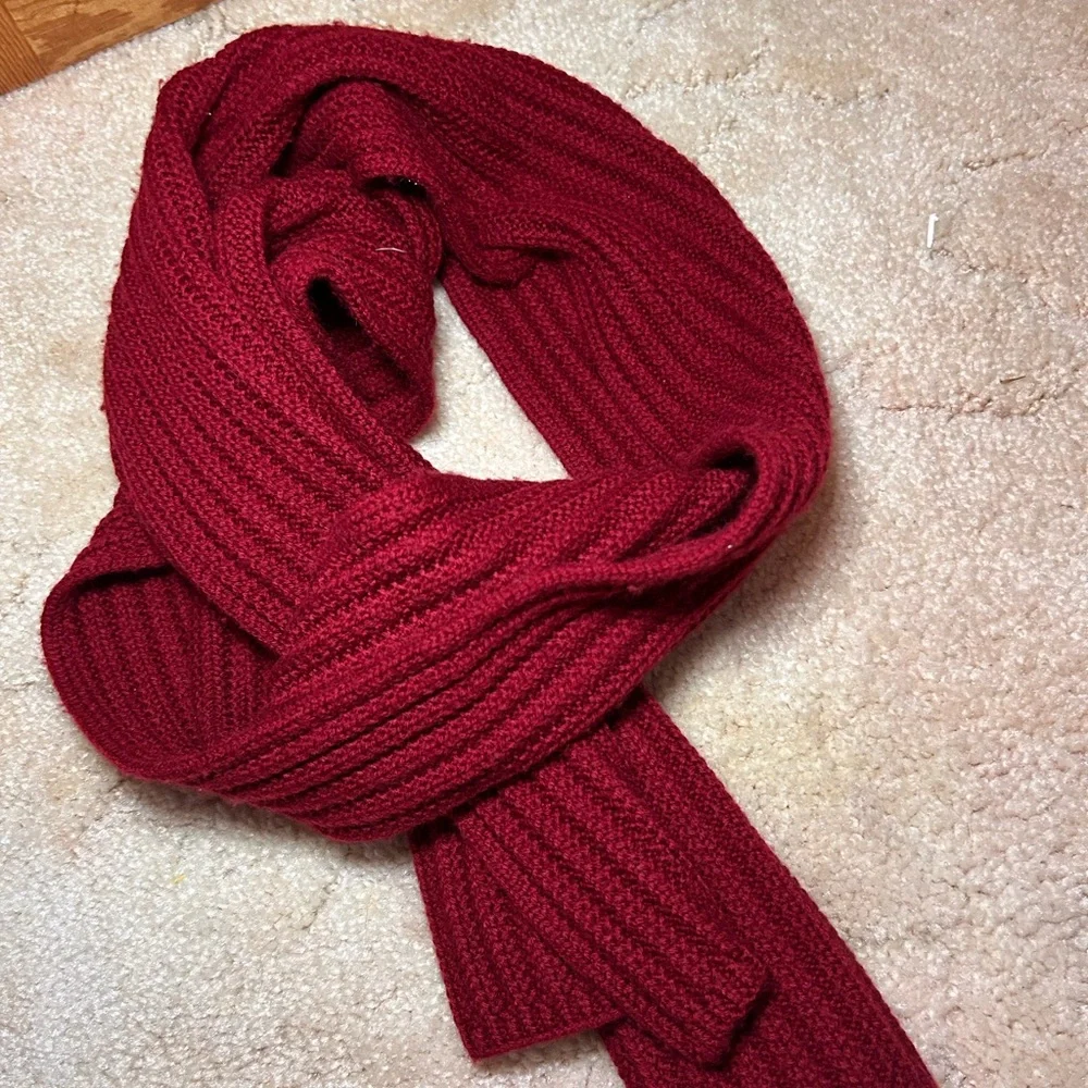 Murano Deep Red Knit Scarf 100% Merino wool